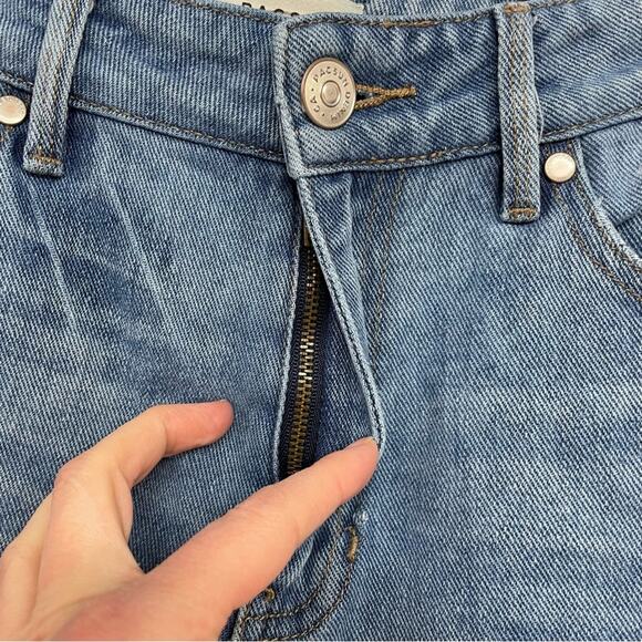 Pacsun Medium Wash Distressed Girlfriend High Rise Jeans Womens 26 Blue Denim - Picture 4 of 12